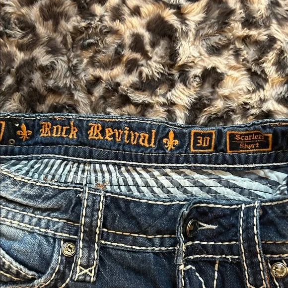 Rock Revival 30 Blue Denim Shorts with White Stitching - Picture 11 of 16